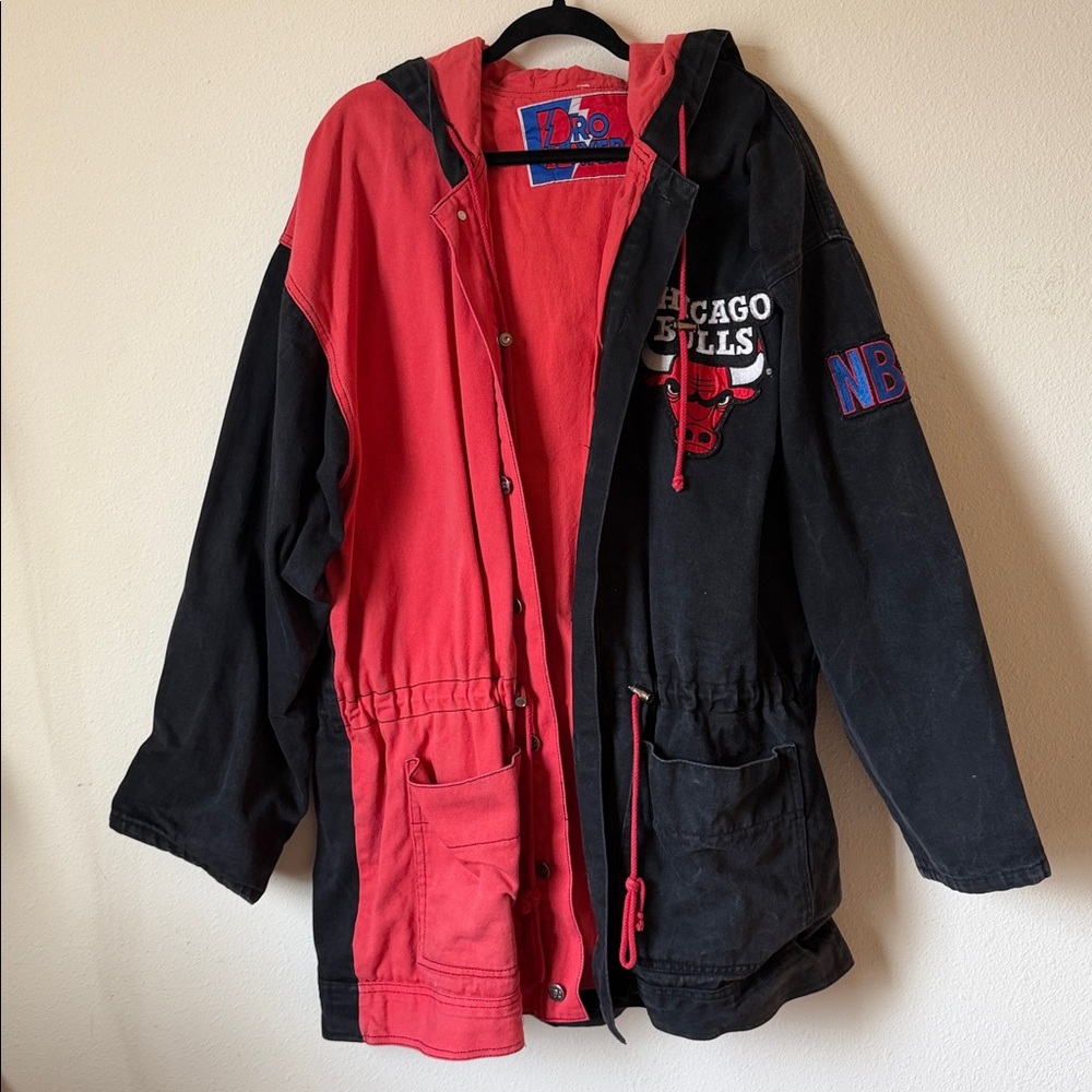 Pro Player Vintage Chicago Bulls Long Hooded Denim Jacket
